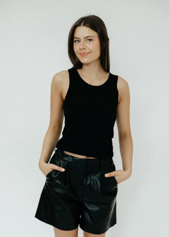 Éterne Fitted Tank in Black cherry red tank