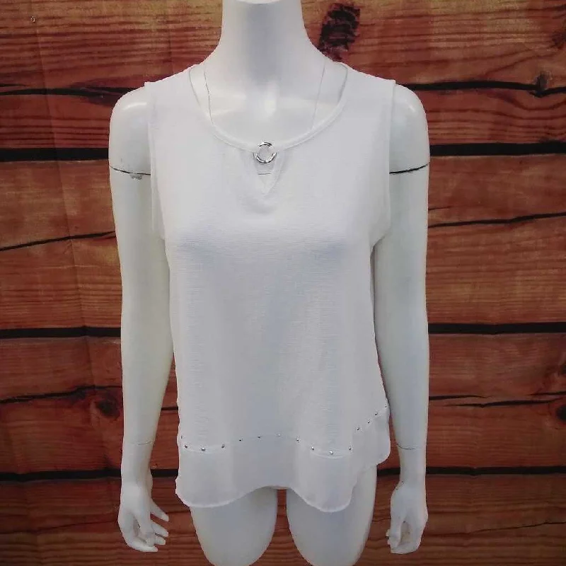 NWT JM COLLECTION WHITE TANK TOP SIZE MEDIUM PETITE TCC flirty tank top