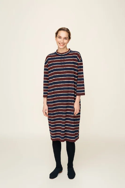 Ulappa Dress Navy Floral Print girly