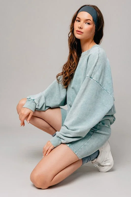 LE LIS Washed Oversized Pullover Ruffle Neck Pullover