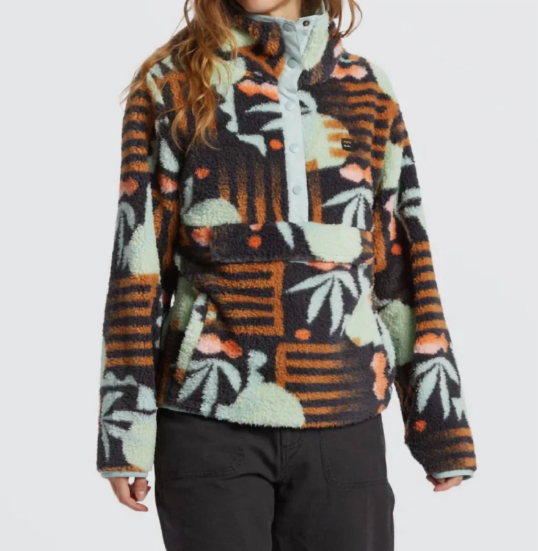 Switchback Pullover In Summer Rain Port Neck Pullover