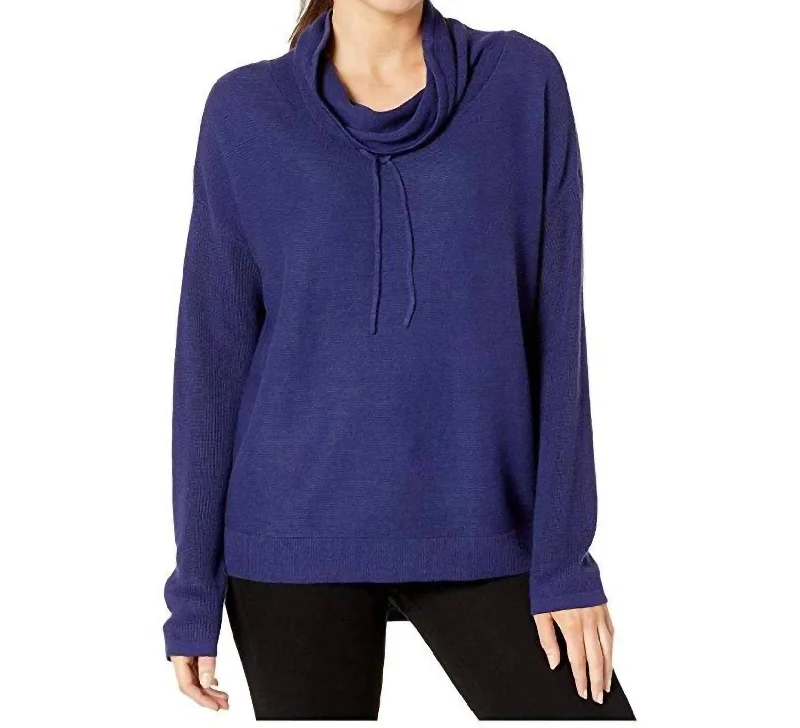 Pullover Crew Sweater In Blue Shirred Sleeve Feminine