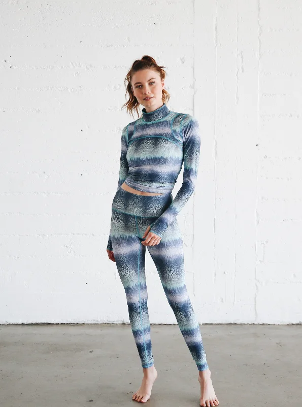 WOMEN'S PULLOVER RASH GUARD - BLUE COBRA Port Neck Pullover