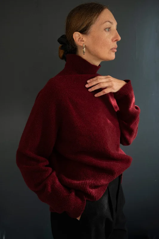 Oversized Merino Weekend Sweater. Thin Thick Dense